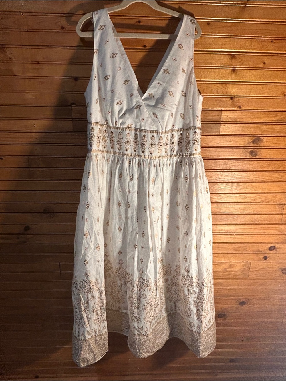Robbie Bee Cream and Gold V-Neck Smocked Waist Dress
